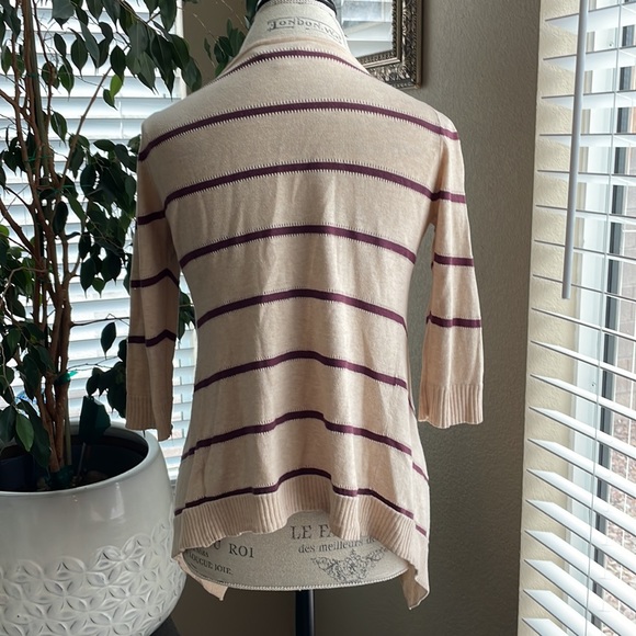 Charming Charlie Large Cardigan - Picture 4 of 5